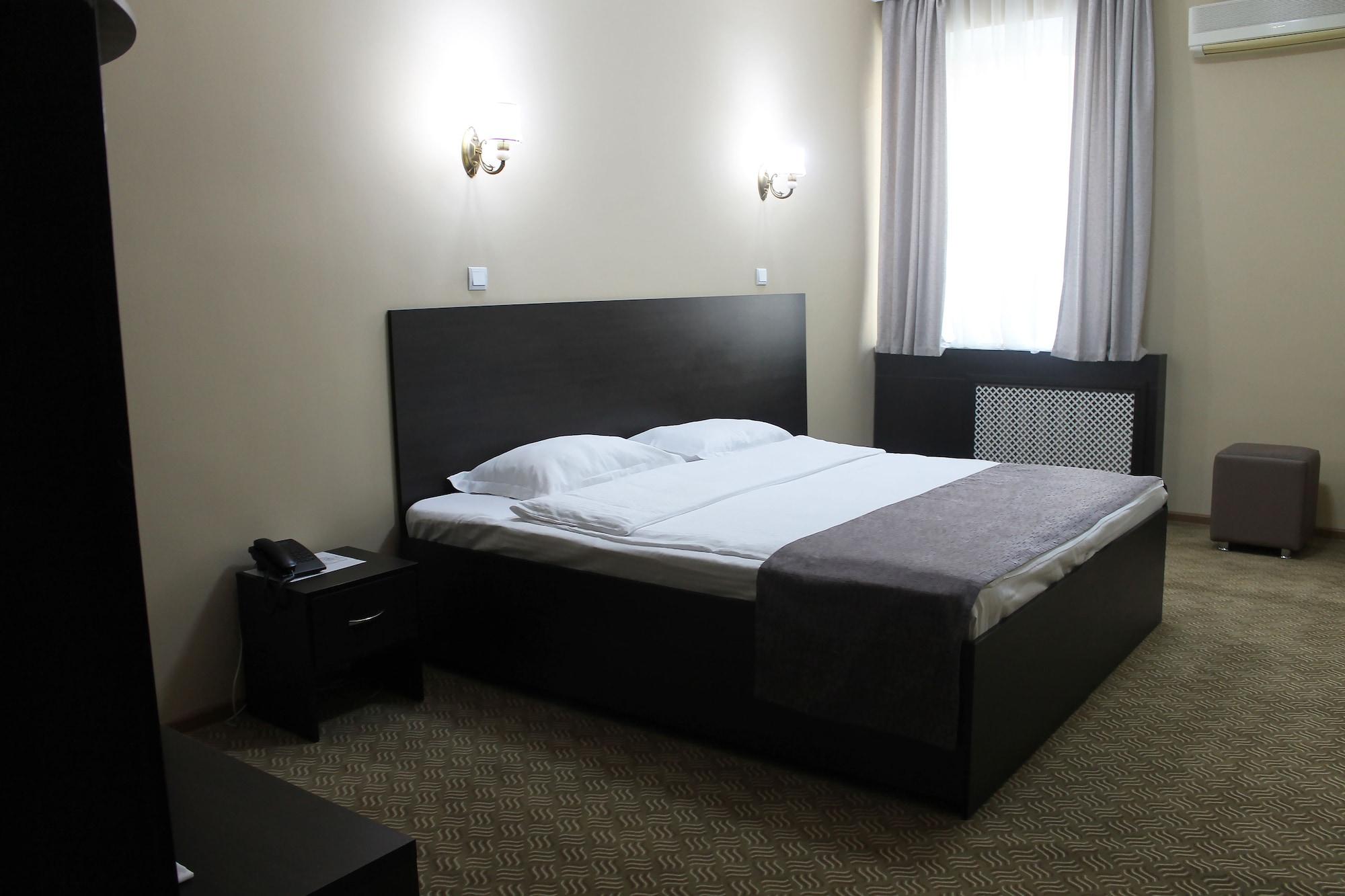 Ambassador Hotell Almaty Eksteriør bilde